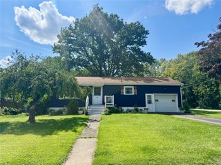 2904 BIRD Drive, Erie, PA 16510