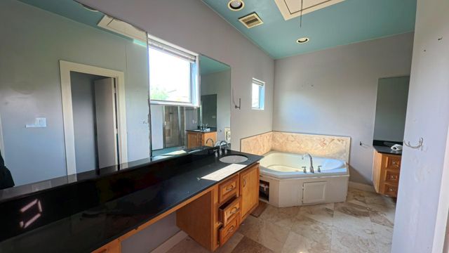 2002 Tuam Street, Houston, TX 77004