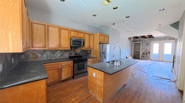 2002 Tuam Street, Houston, TX 77004