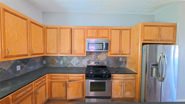 2002 Tuam Street, Houston, TX 77004