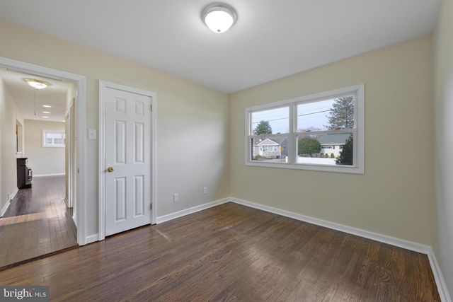 244 POMONA AVE, Glassboro, NJ 08028