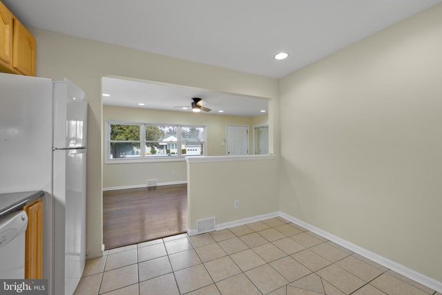 244 POMONA AVE, Glassboro, NJ 08028