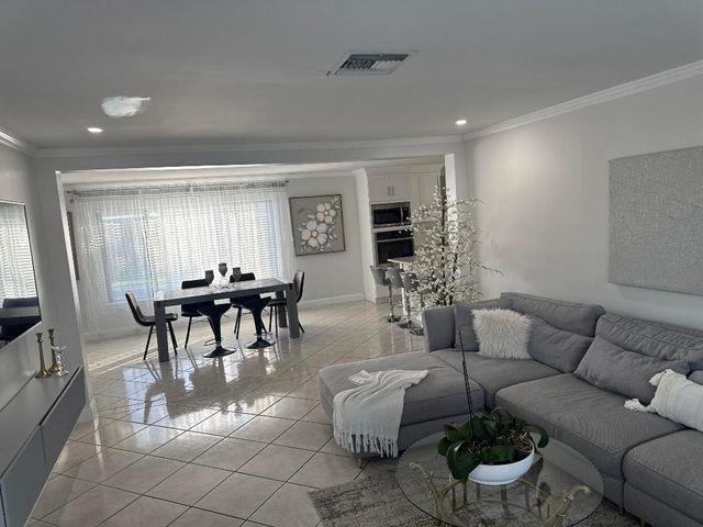 4170 Sussex Avenue, Lake Worth, FL 33461