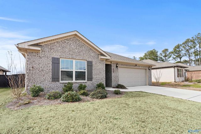 139 Varina Drive, Owens Cross Roads, AL 35763