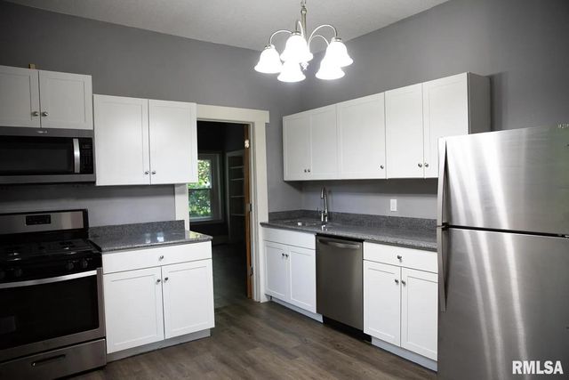 430 E 7TH Street, Davenport, IA 52803