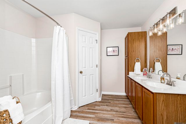 5212 Seneca, Darrow, LA 70725