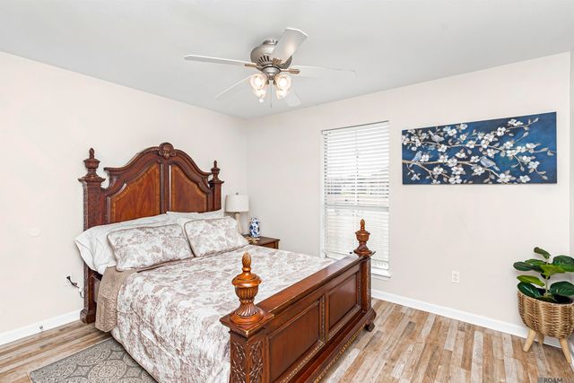 5212 Seneca, Darrow, LA 70725