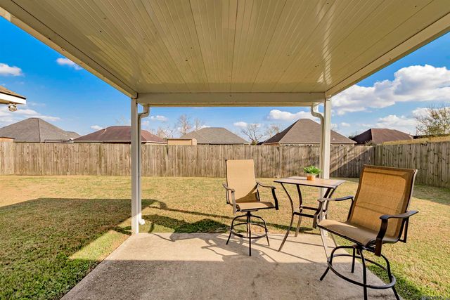 5212 Seneca, Darrow, LA 70725