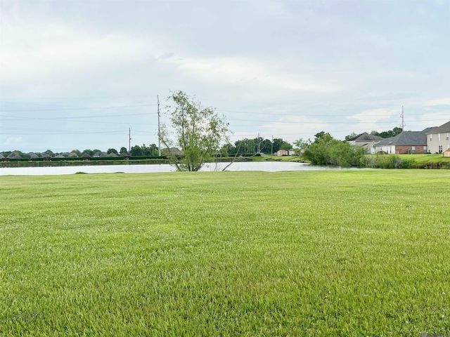 5212 Seneca, Darrow, LA 70725