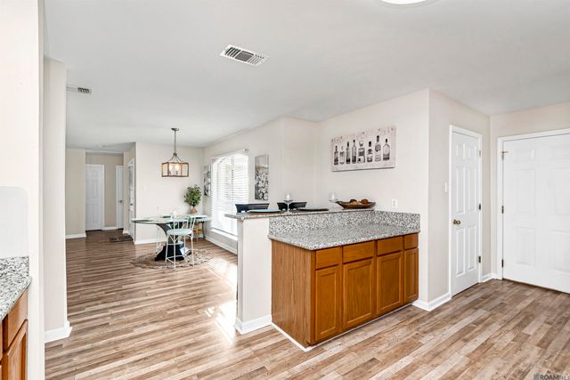 5212 Seneca, Darrow, LA 70725