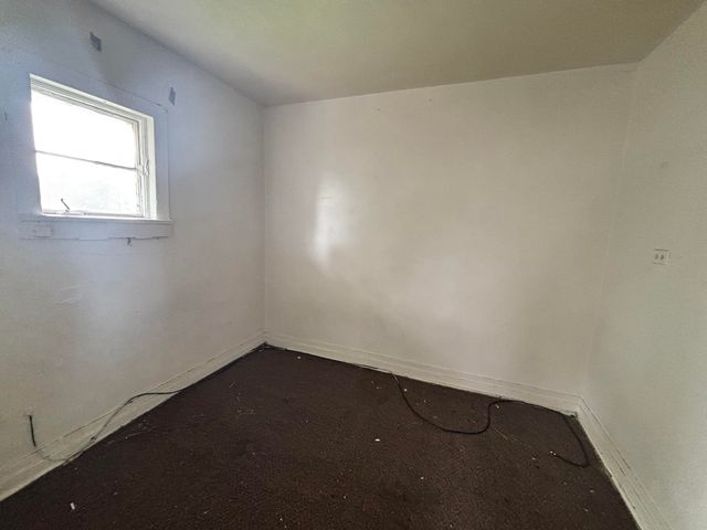 10-12 Waltham Street, Hammond, IN 46320