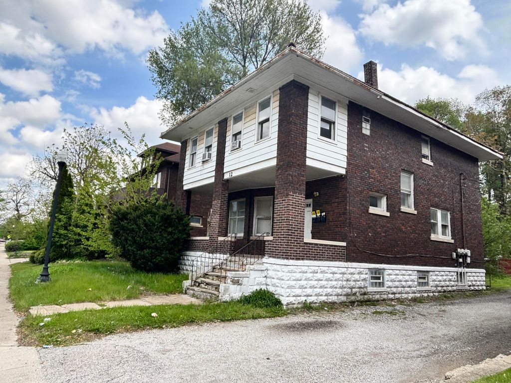 10-12 Waltham Street, Hammond, IN 46320
