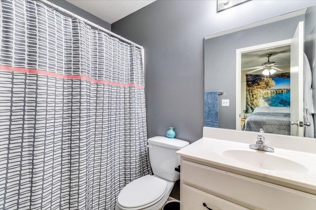 216 W Poplar St, Goddard, KS 67052