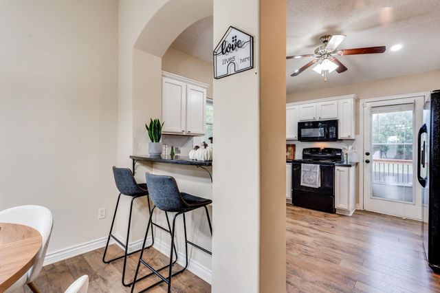 216 W Poplar St, Goddard, KS 67052