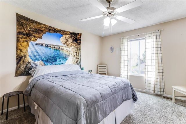 216 W Poplar St, Goddard, KS 67052