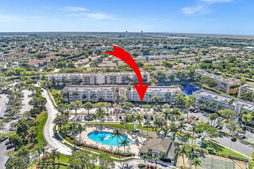 9560 WELDON Circle J110, Tamarac, FL 33321