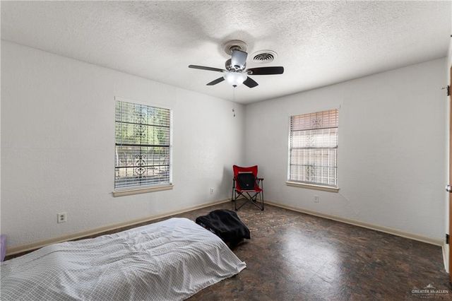 1417 E Bowie Avenue, Harlingen, TX 78550