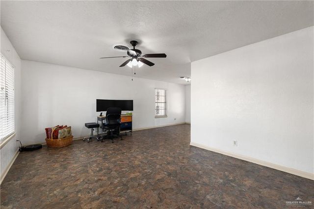 1417 E Bowie Avenue, Harlingen, TX 78550