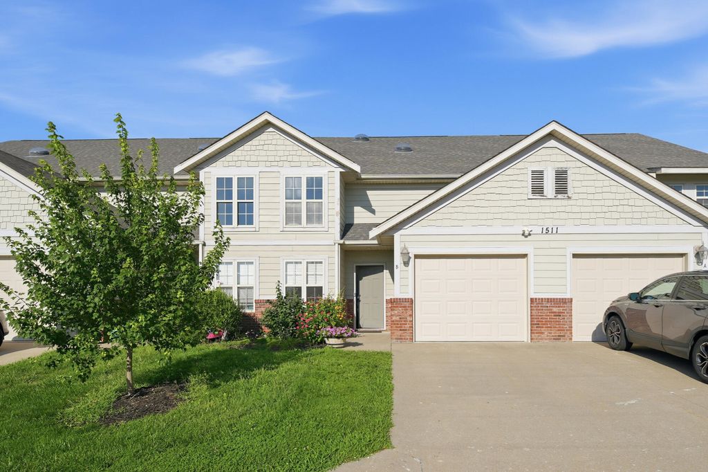 1511 SPIROS DR B, Columbia, MO 65202