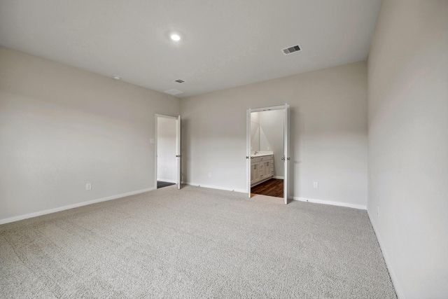 528 Navy Clouds Drive, Waller, TX 77484
