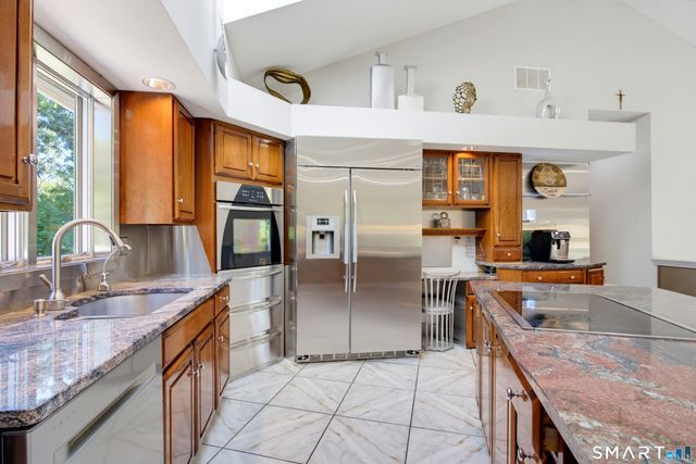 91 Park Avenue, Shelton, CT 06484