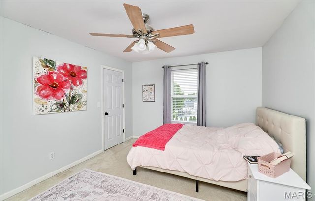 64 Old Chesapeake Drive, Wentzville, MO 63385