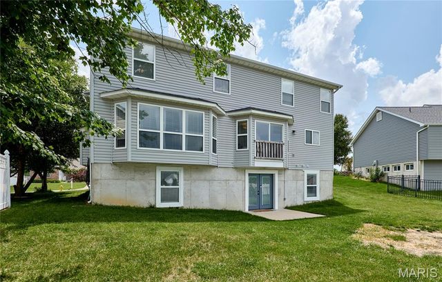 64 Old Chesapeake Drive, Wentzville, MO 63385
