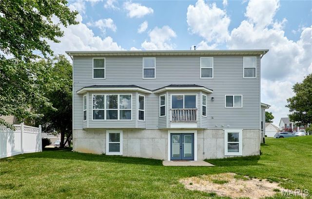 64 Old Chesapeake Drive, Wentzville, MO 63385