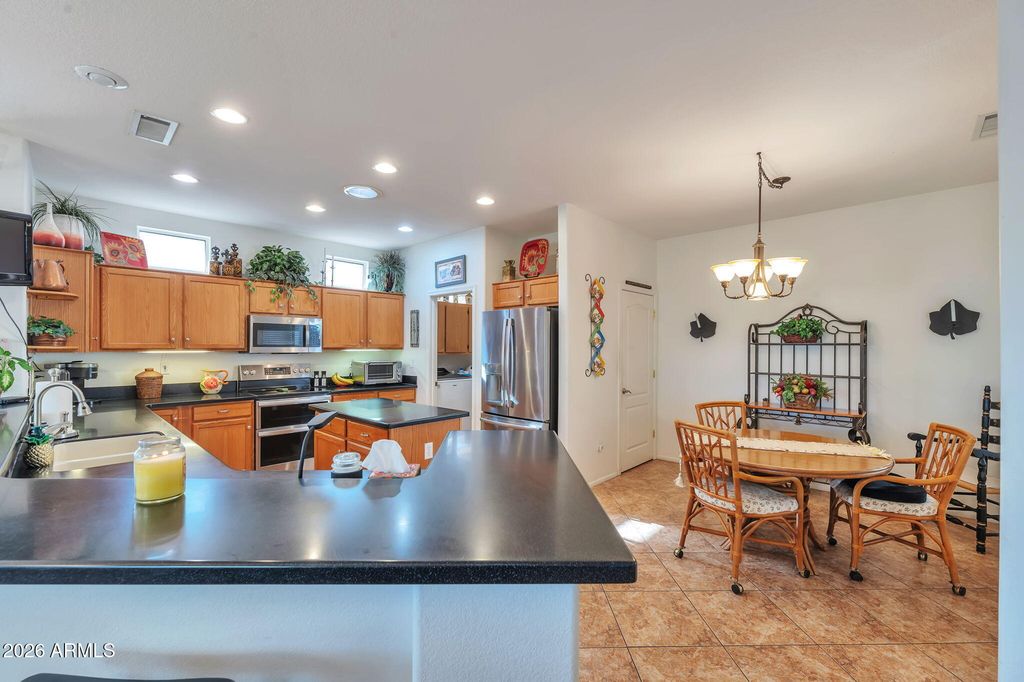 Image 8 of property listing at 15235 W PASADENA Drive, Surprise, AZ 85374