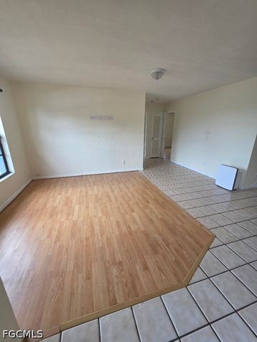 202 Eaglesmere DR, Lehigh Acres, FL 33936
