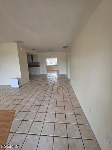 202 Eaglesmere DR, Lehigh Acres, FL 33936