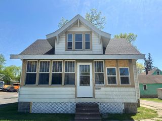 606 SE Litchfield Avenue, Willmar, MN 56201
