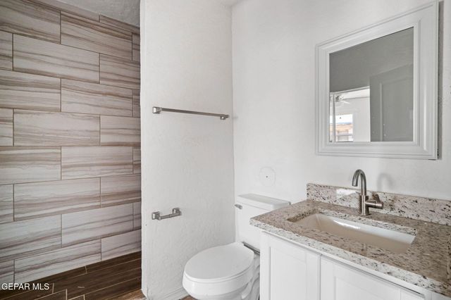 1116 N COPIA Street, El Paso, TX 79903