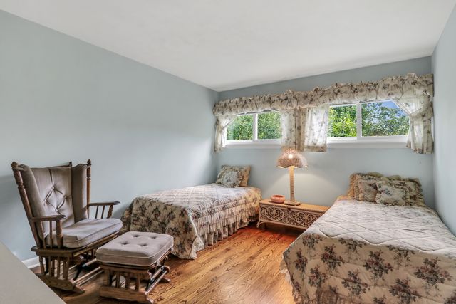 2414 Sunset Avenue, Waukegan, IL 60087