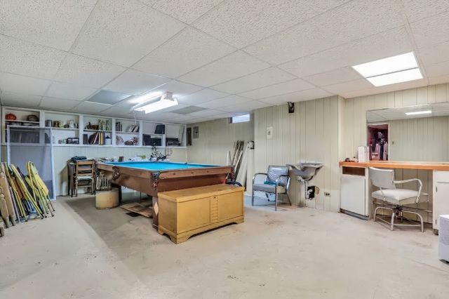 2414 Sunset Avenue, Waukegan, IL 60087