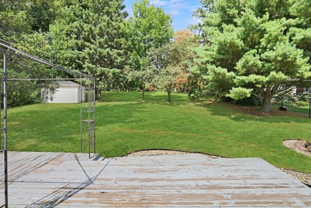 2414 Sunset Avenue, Waukegan, IL 60087