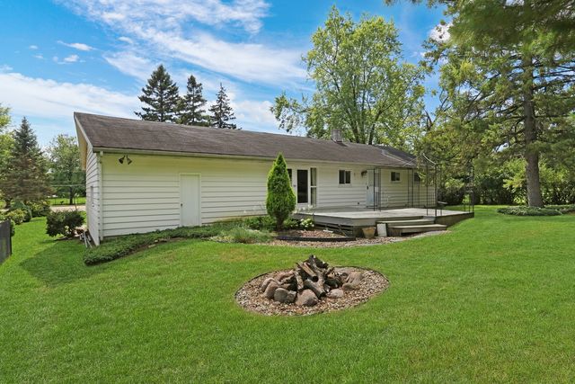 2414 Sunset Avenue, Waukegan, IL 60087