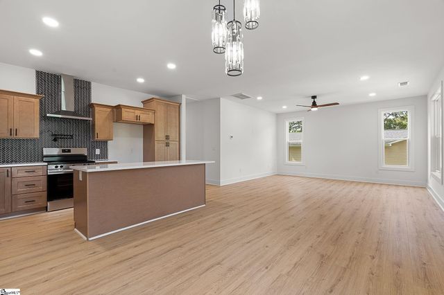 119A Woodland Drive, Fountain Inn, SC 29644