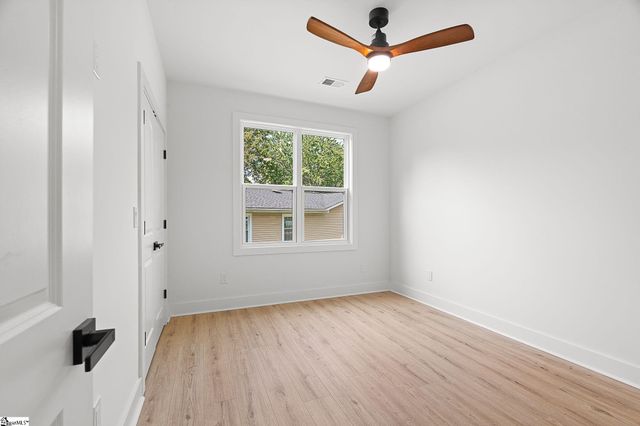 119A Woodland Drive, Fountain Inn, SC 29644