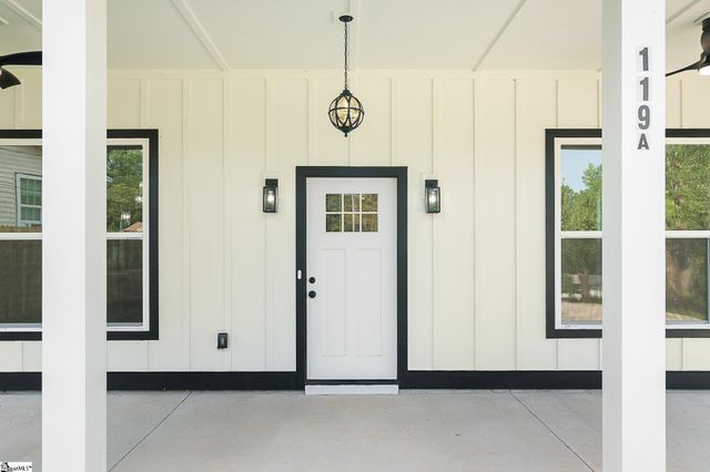 119A Woodland Drive, Fountain Inn, SC 29644