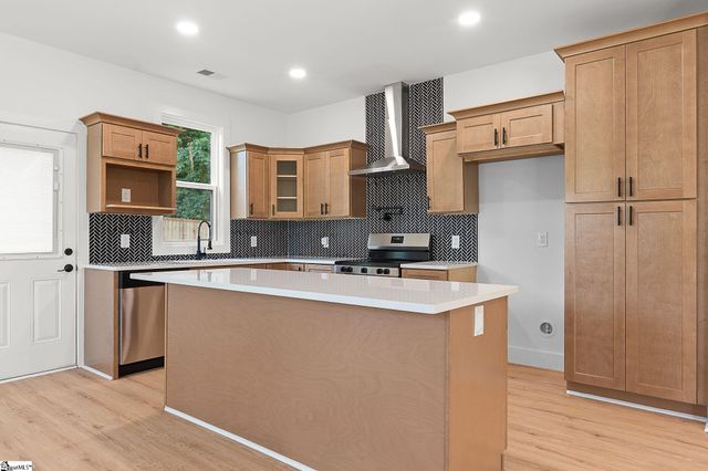 119A Woodland Drive, Fountain Inn, SC 29644