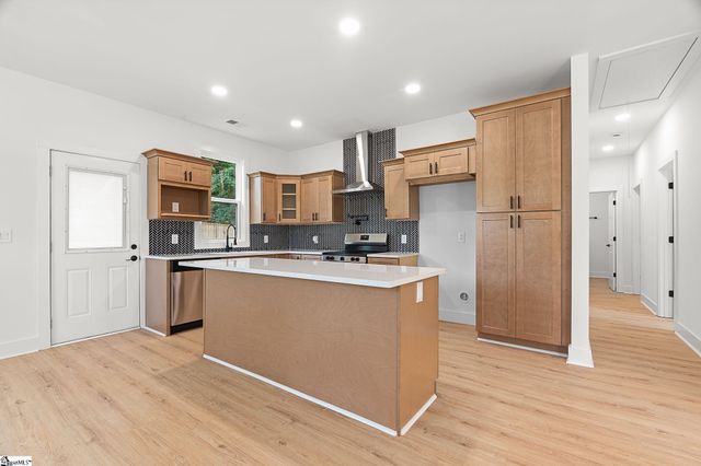 119A Woodland Drive, Fountain Inn, SC 29644