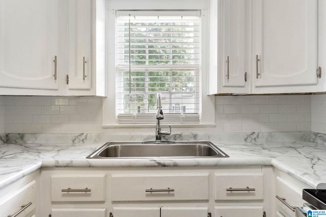 109 19TH AVENUE NW, Center Point, AL 35215