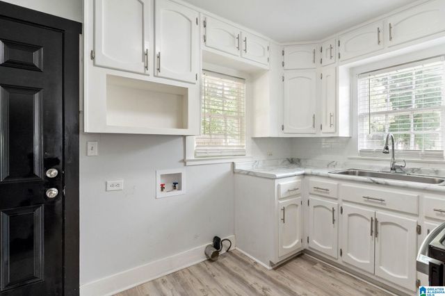 109 19TH AVENUE NW, Center Point, AL 35215