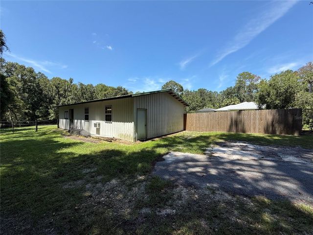 19260 NW 88TH AVENUE ROAD, Reddick, FL 32686