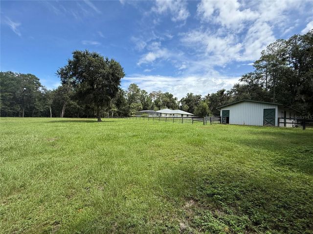 19260 NW 88TH AVENUE ROAD, Reddick, FL 32686