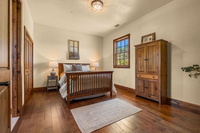 7330 Perry Creek Rd, Somerset, CA 95684