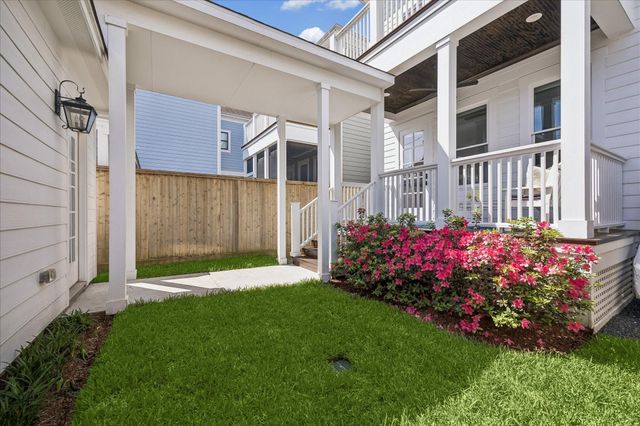 724 Ashland Street, Houston, TX 77007