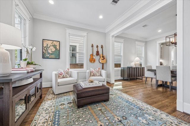 724 Ashland Street, Houston, TX 77007