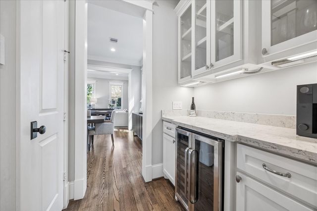 724 Ashland Street, Houston, TX 77007